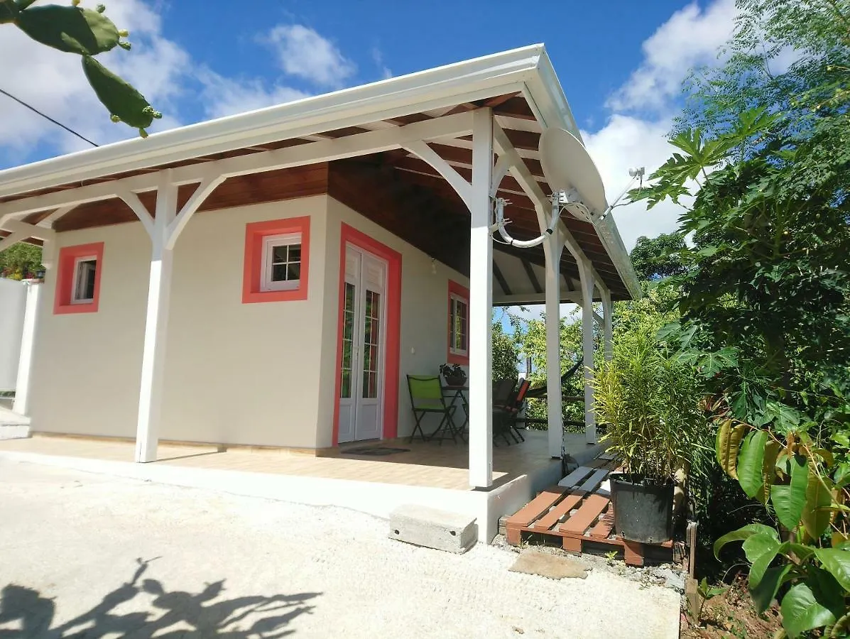 Grenadier La Trinite Holiday home